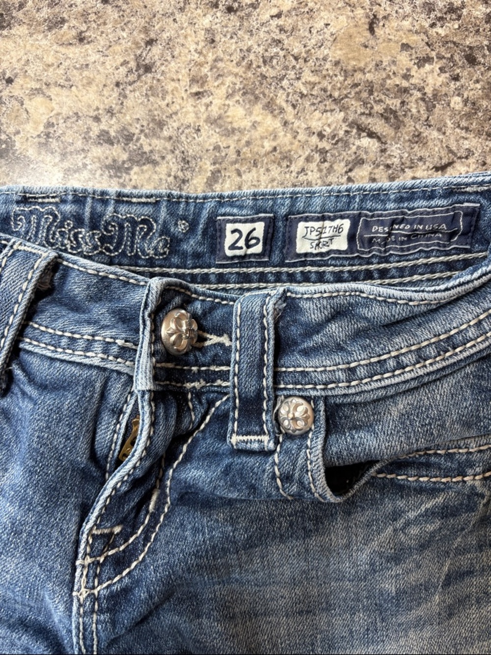 Miss Me Short - Picture 5 of 5